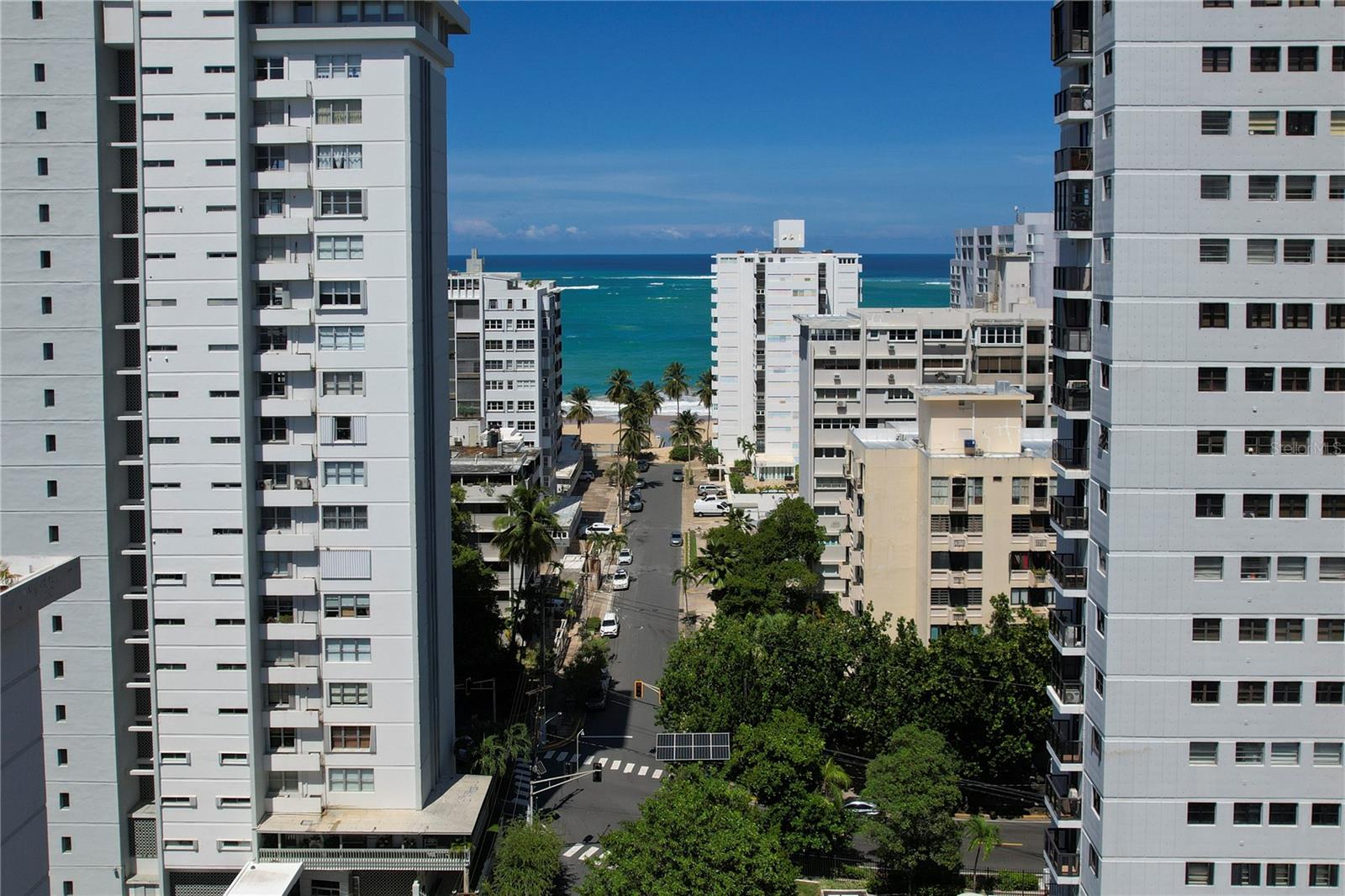63 KINGS CT ##3A