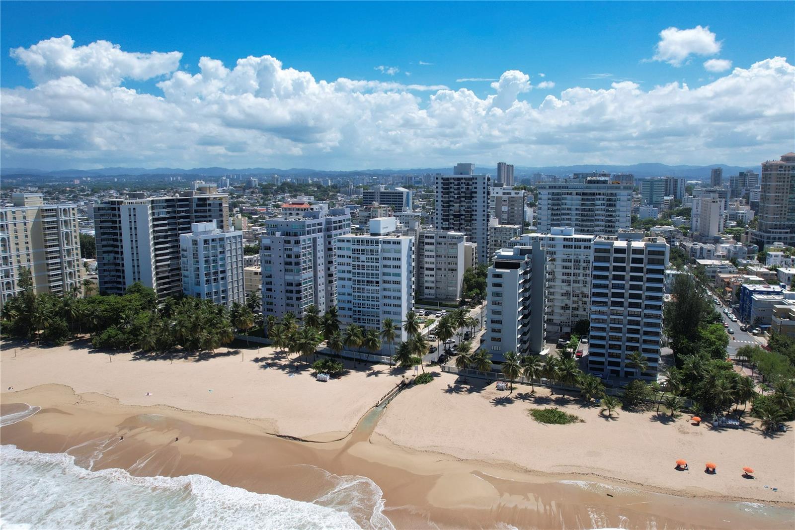 63 KINGS CT ##3A