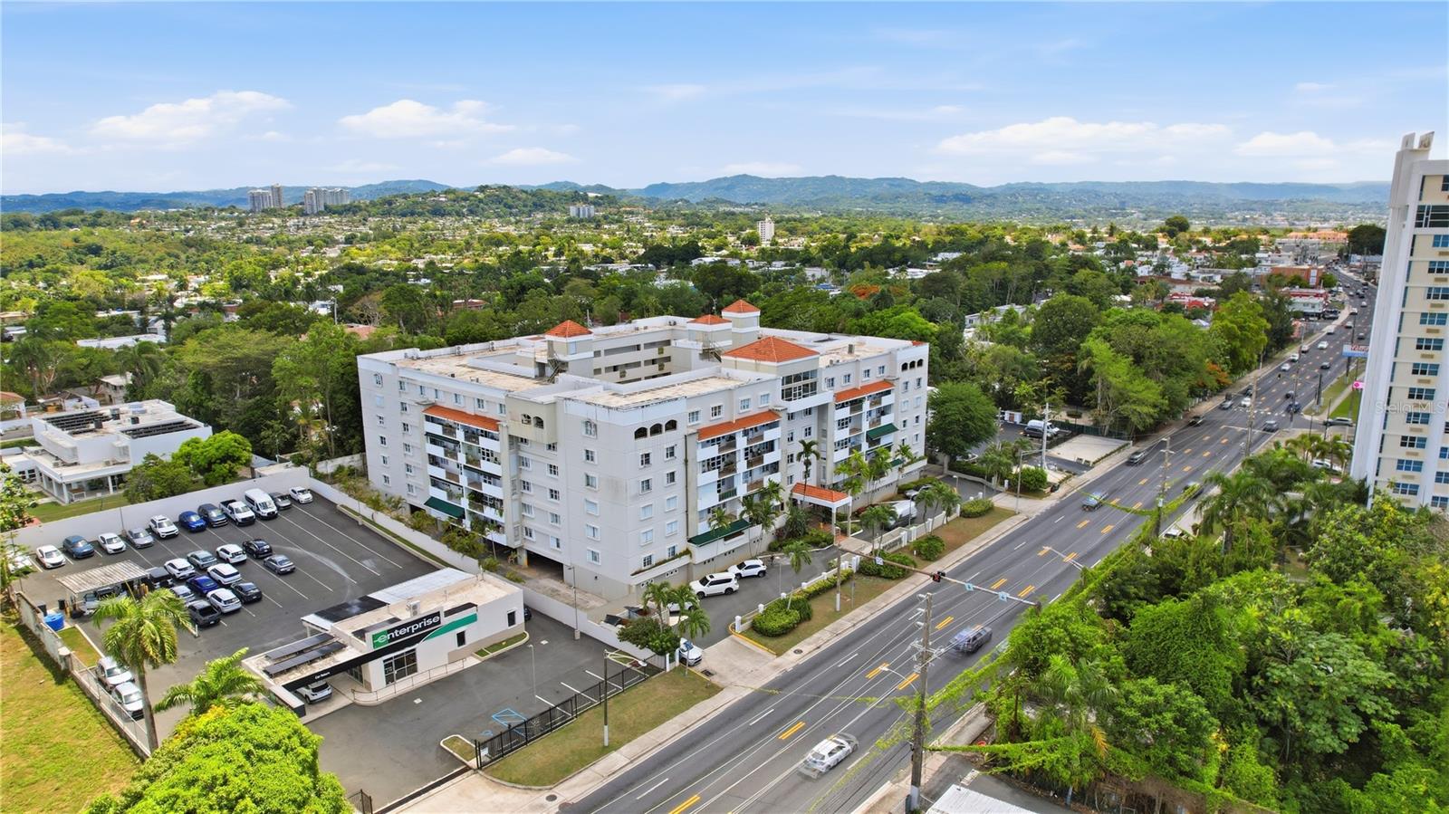 -2 PLAZA REAL CAPARRA #PH6