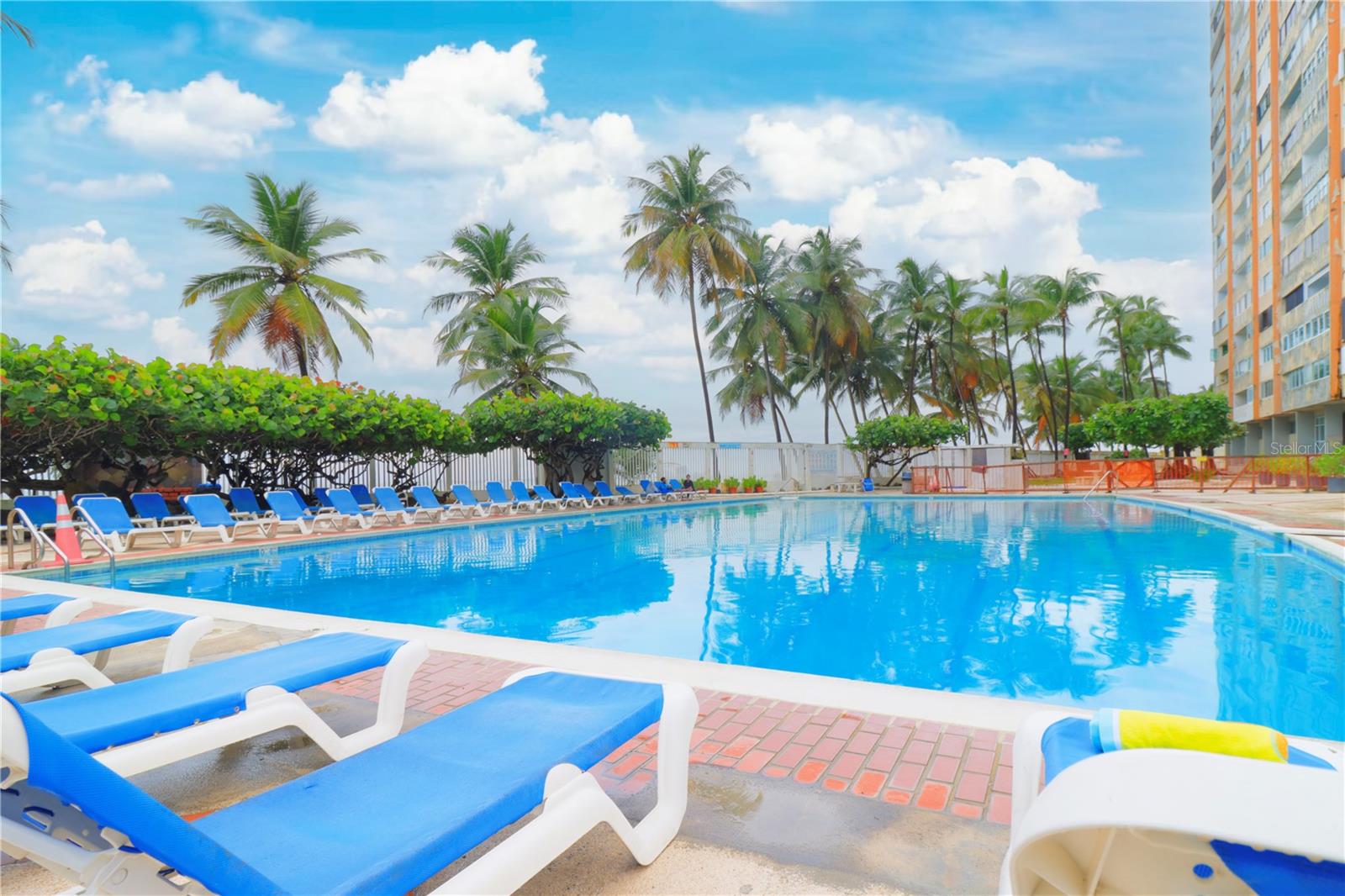 1479 Ashford Ave CONDADO DEL MAR #916