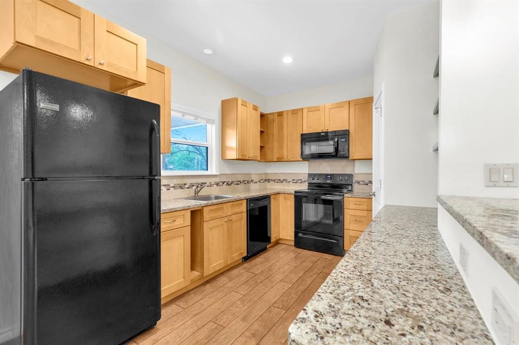 607 5th Street
