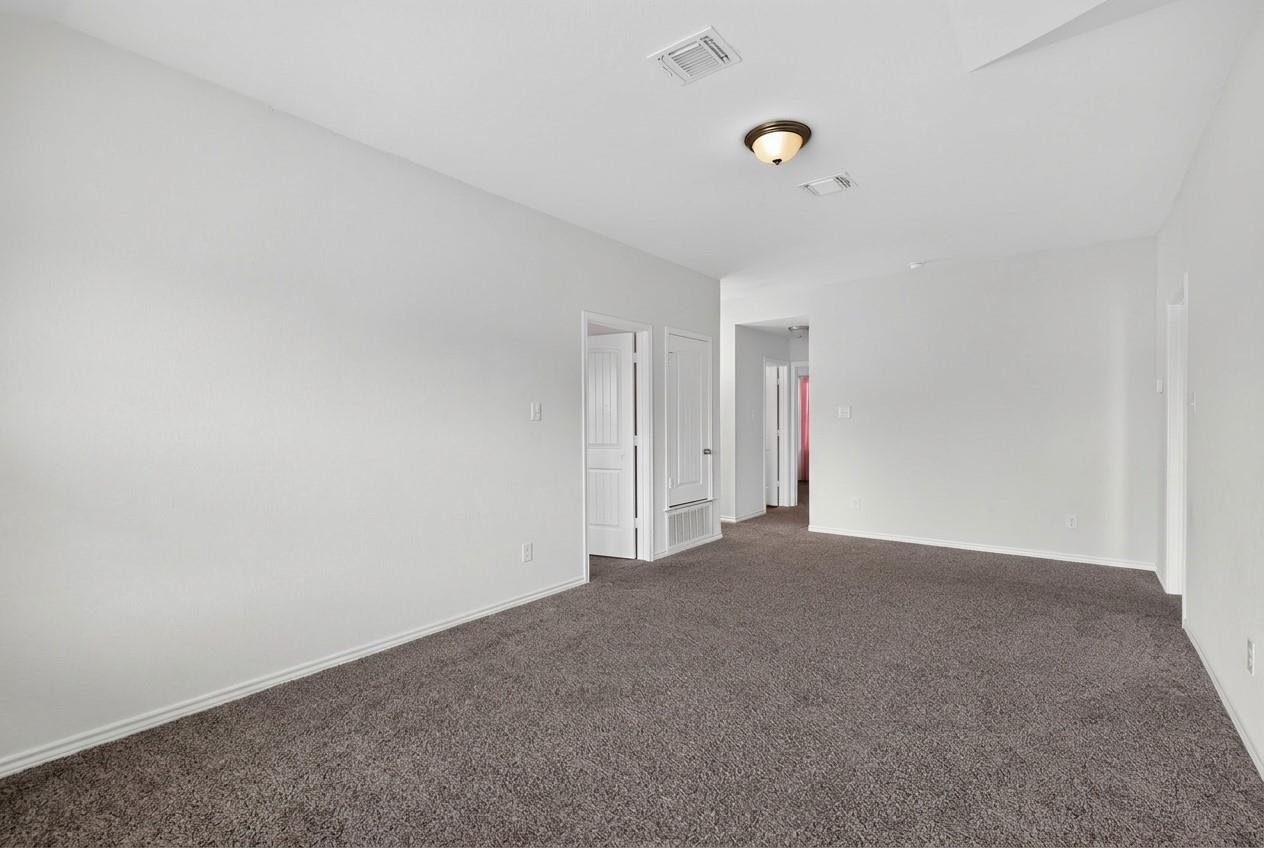 5102 Primavera LN