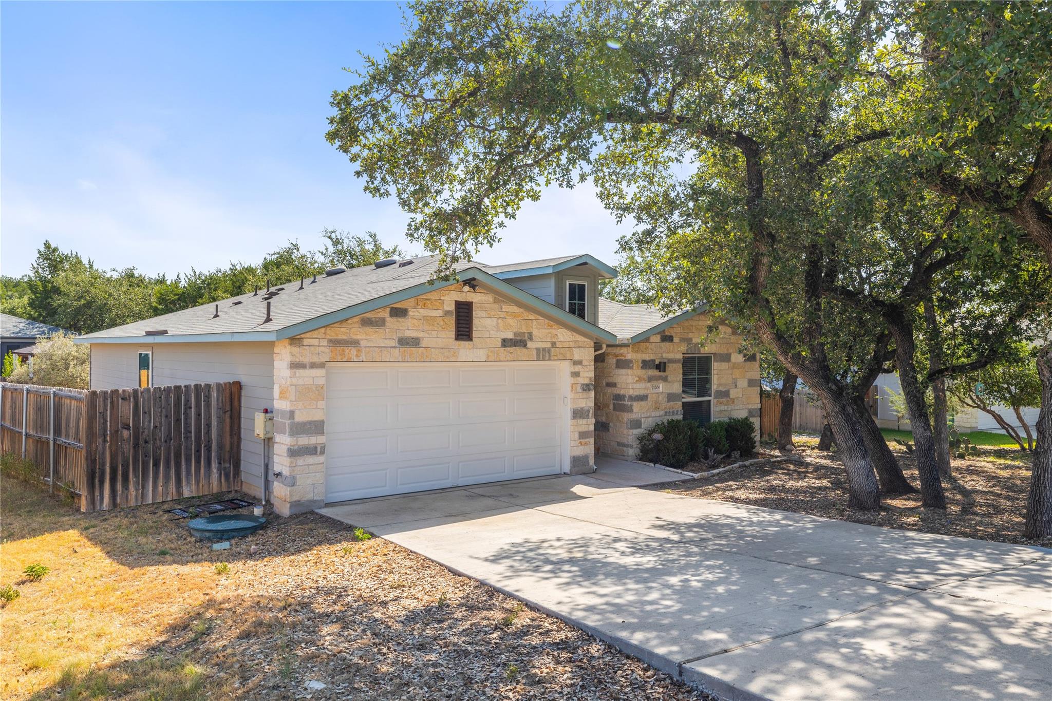 21204 Santa Rosa Avenue