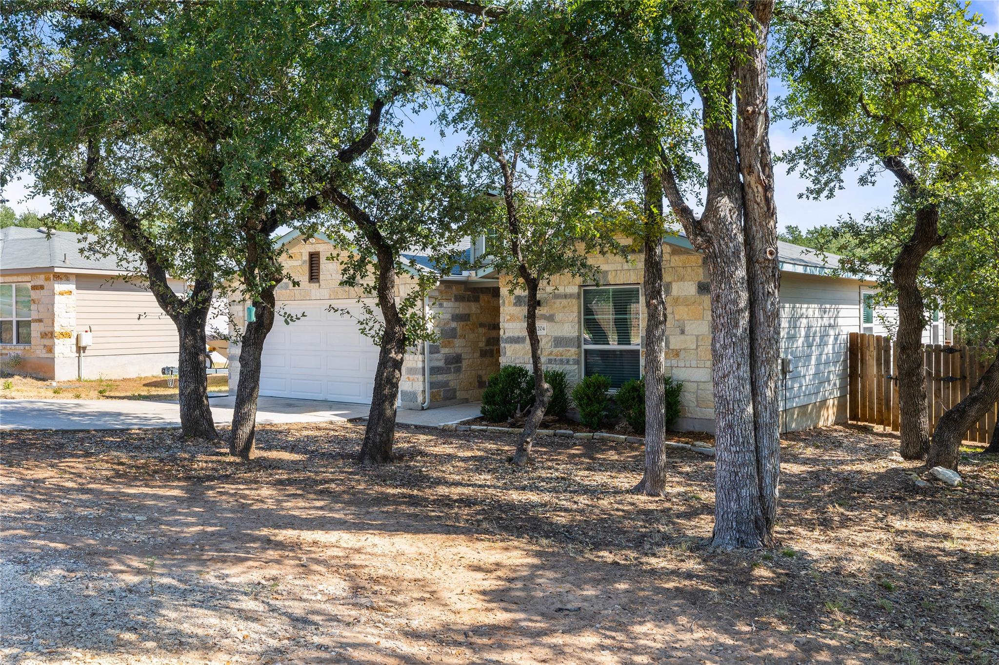 21204 Santa Rosa Avenue