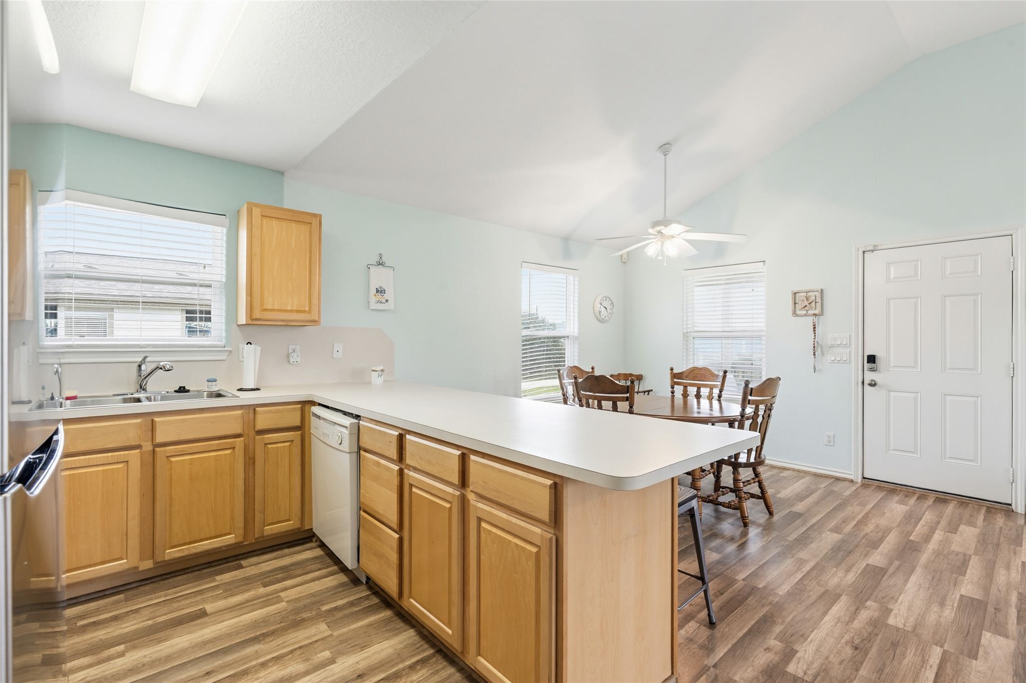 4122 Kent Drive