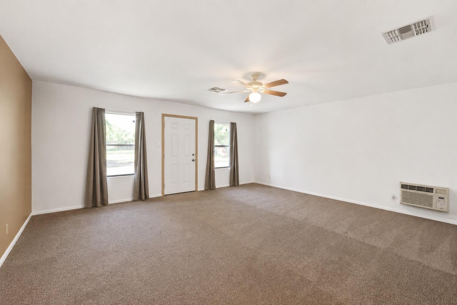 5800 Coolbrook DR