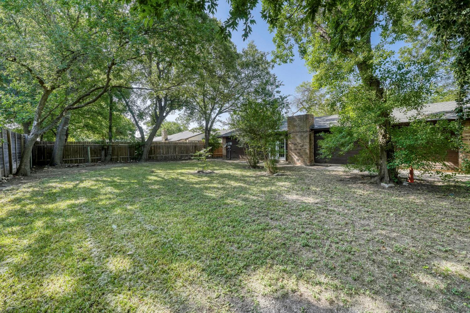 5800 Coolbrook DR
