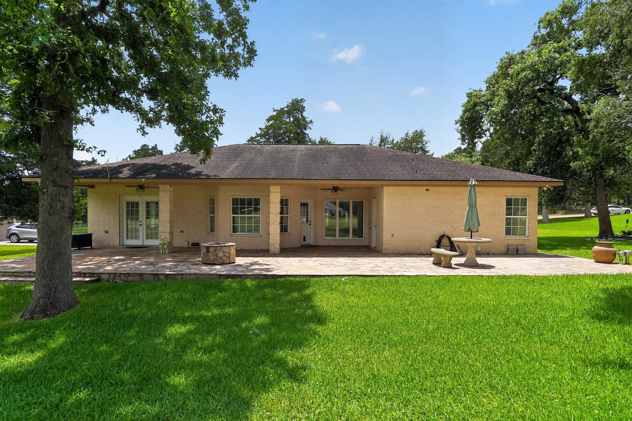 410 Pinehurst DR
