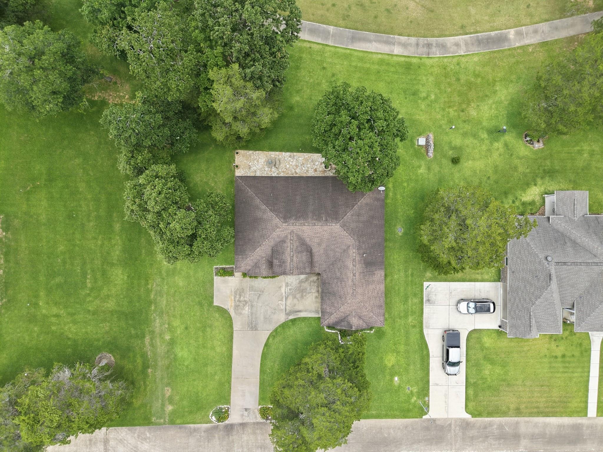 410 Pinehurst DR