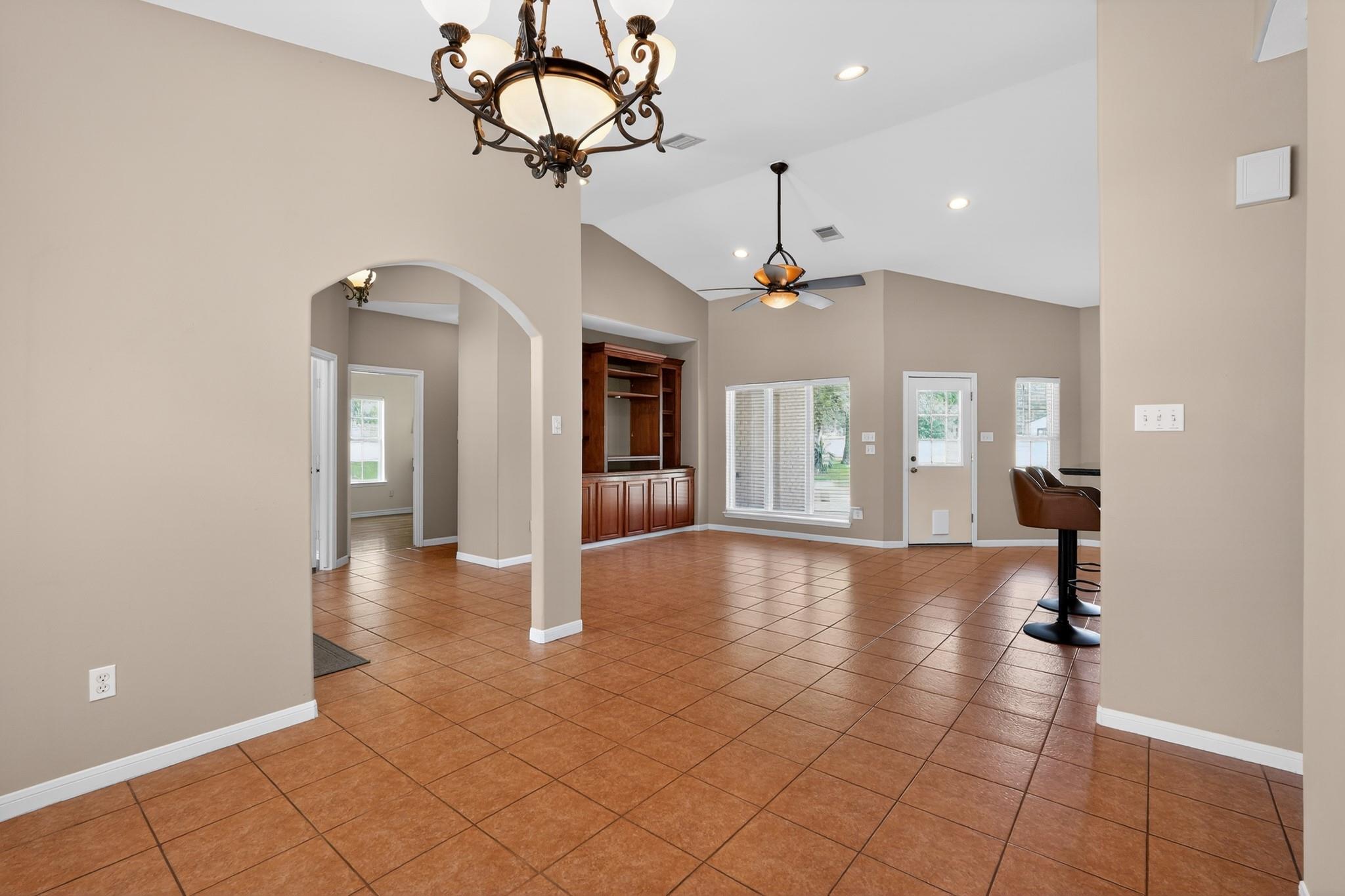 410 Pinehurst DR