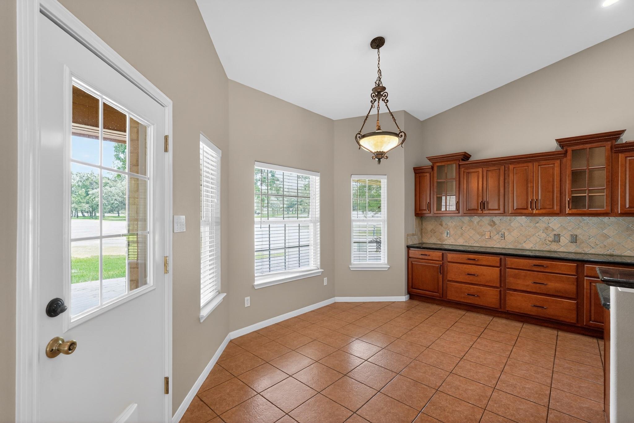 410 Pinehurst DR