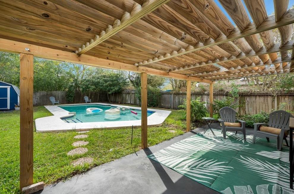 2714 Vancouver Drive
