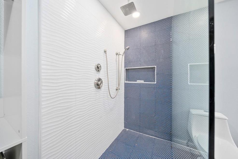 2714 Vancouver Drive