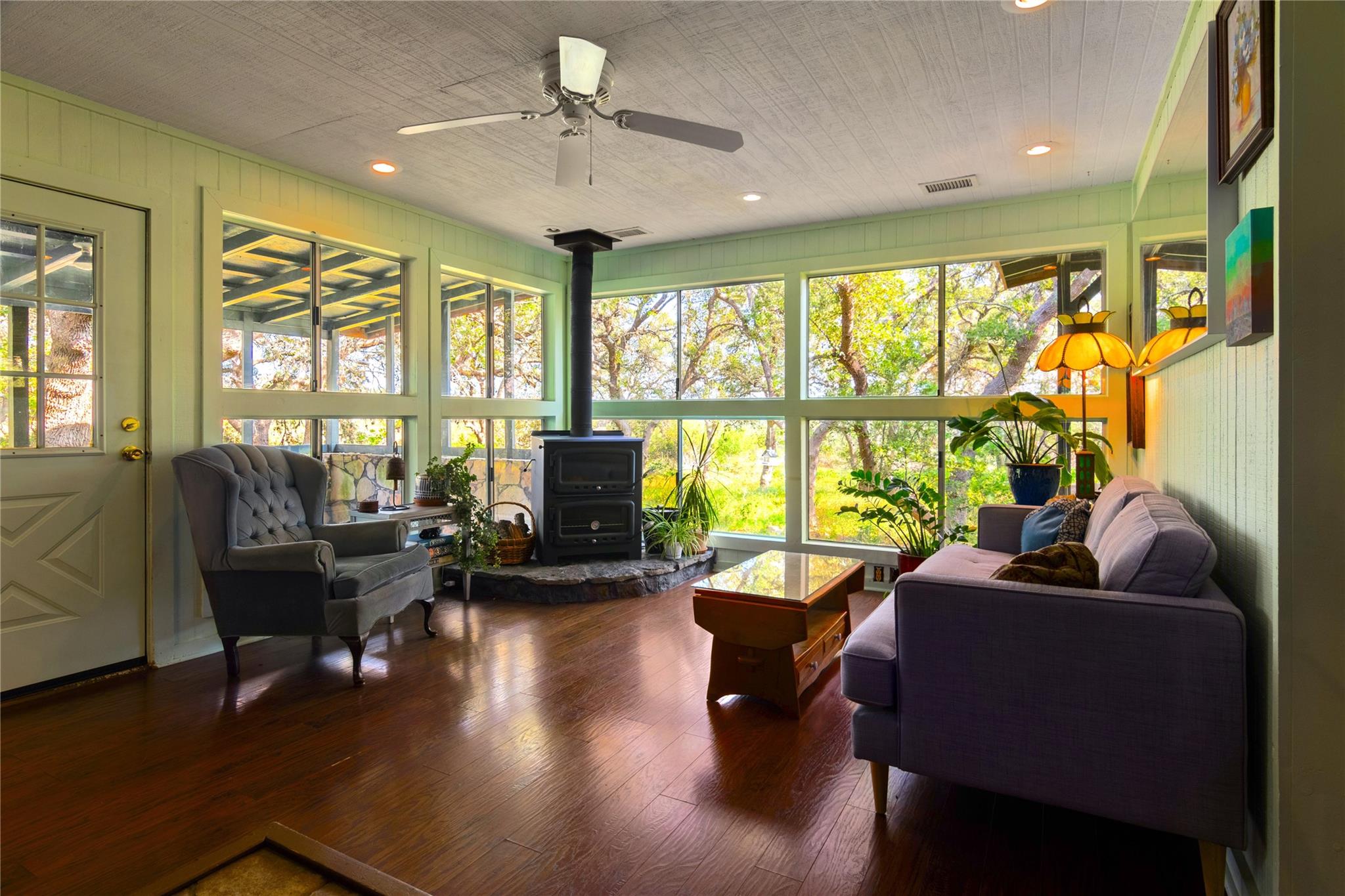 435 Spangenberg RD