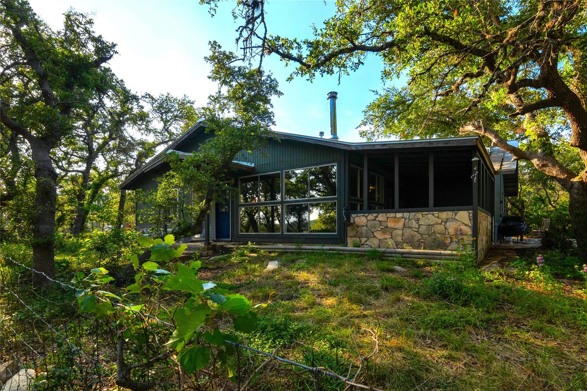 435 Spangenberg RD