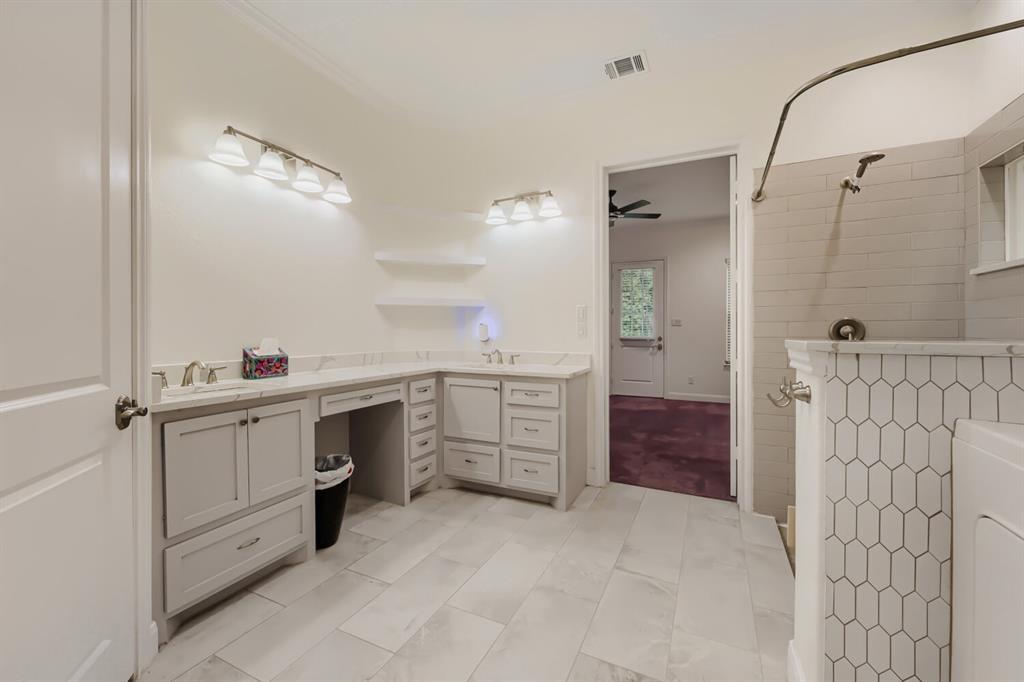 11715 Creek View Lane