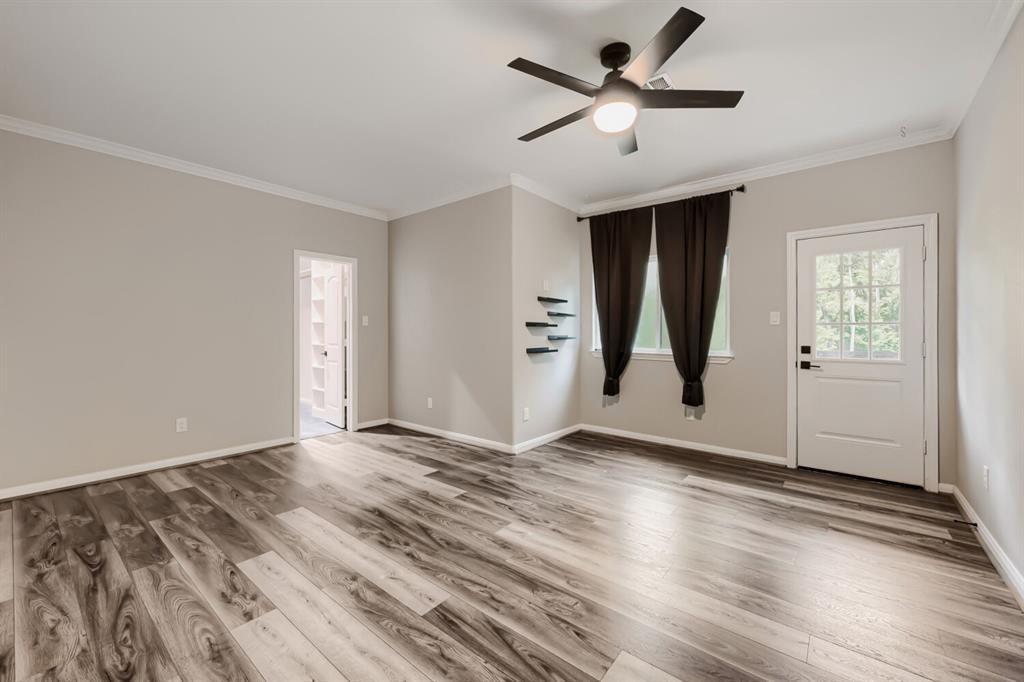 11715 Creek View Lane