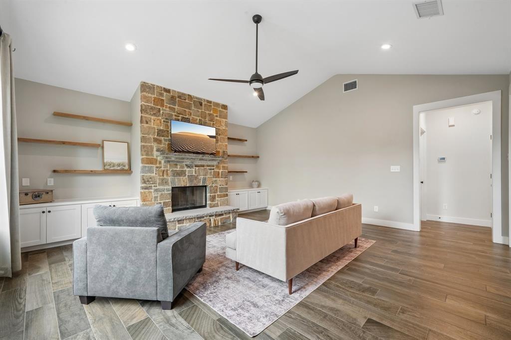 190 Magnolia Meadow