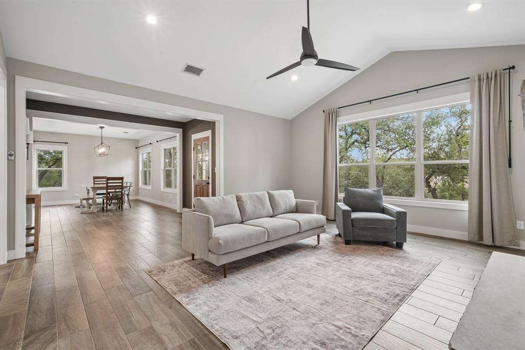 190 Magnolia Meadow