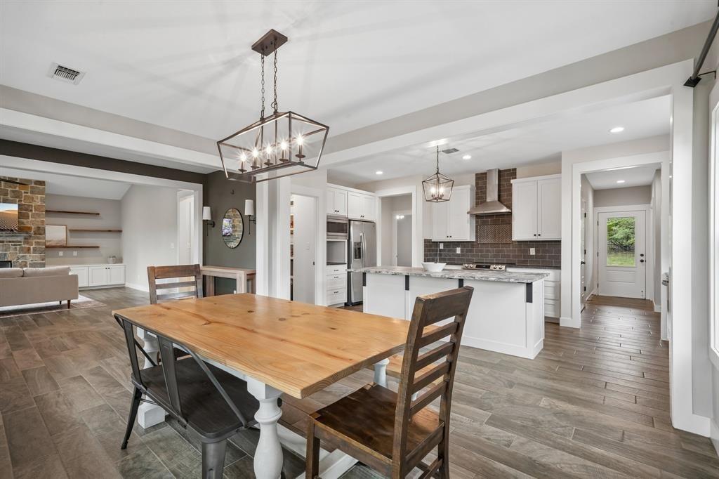 190 Magnolia Meadow