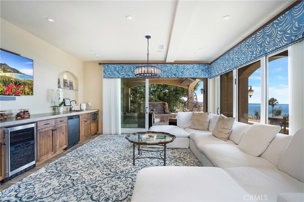 840 Canyon View Drive