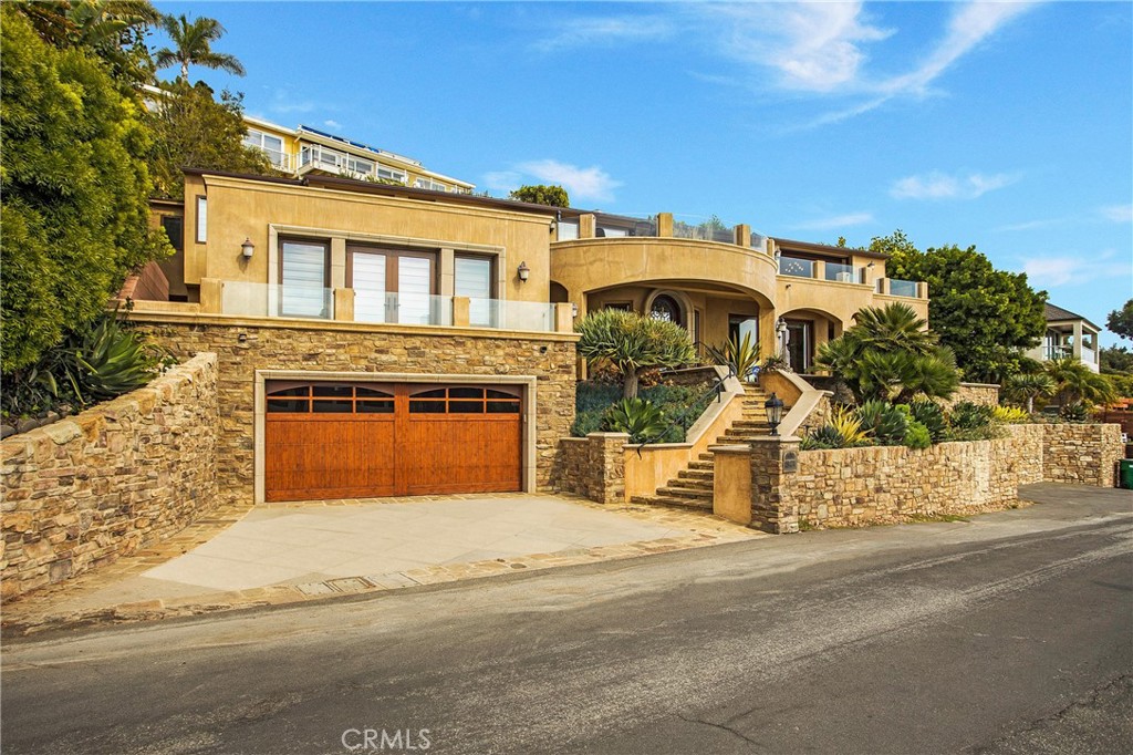 840 Canyon View Drive