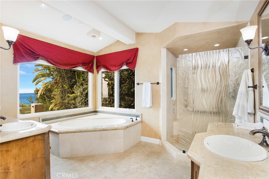 840 Canyon View Drive