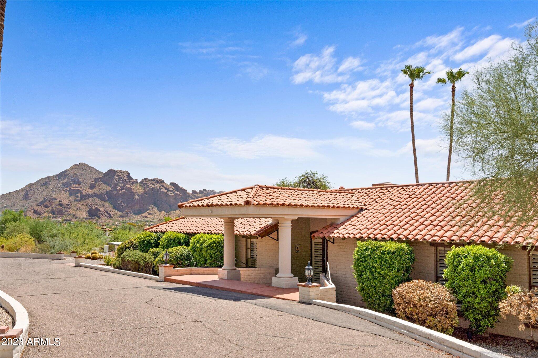 4243 E DESERT CREST Drive