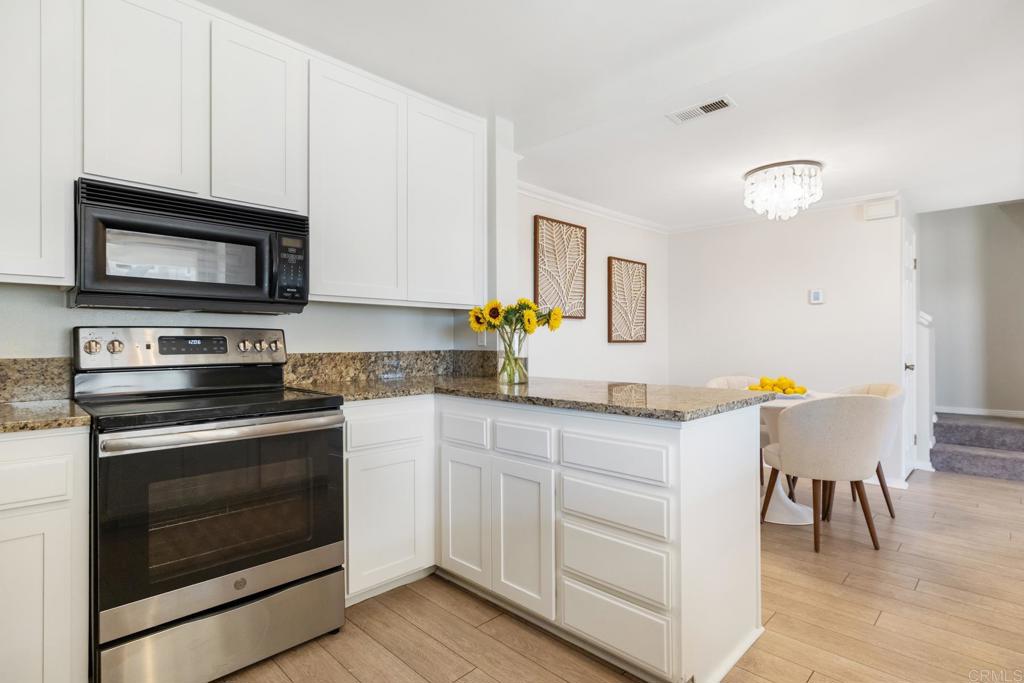 1353 Caminito Septimo