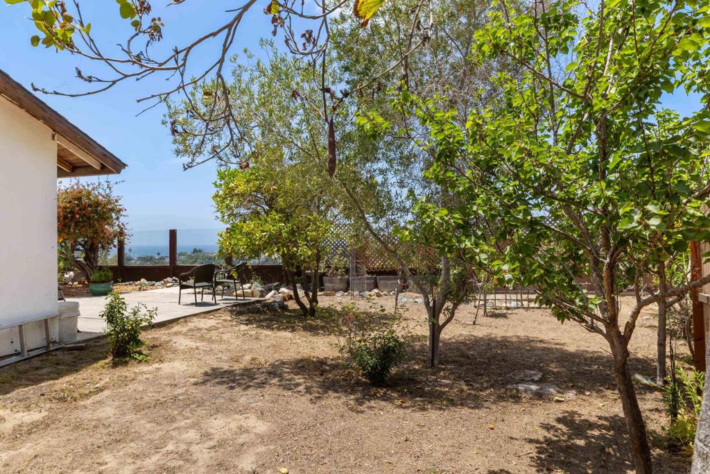 1001 Hurstdale Avenue