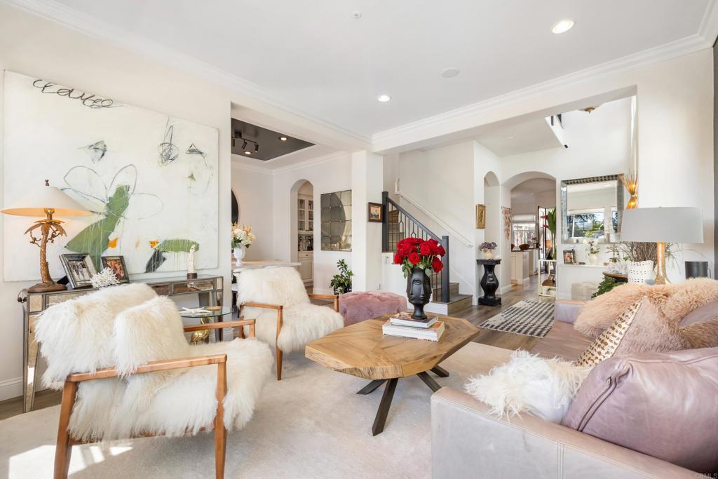 2704 Mackinnon Ranch Road