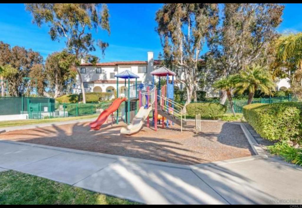 259 Lucia Way