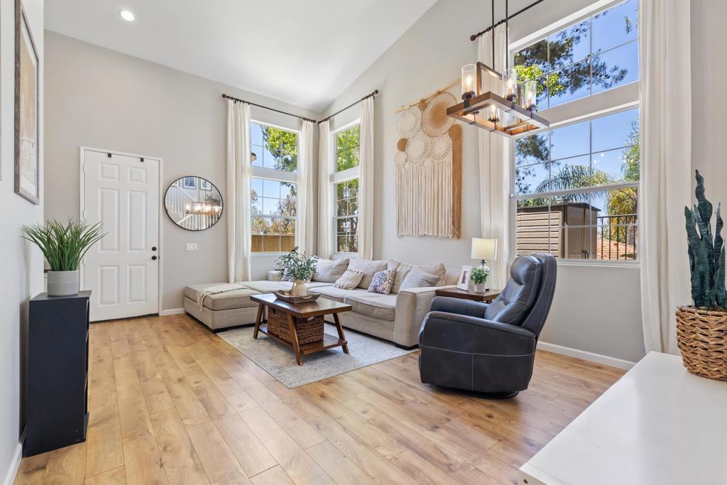 259 Lucia Way
