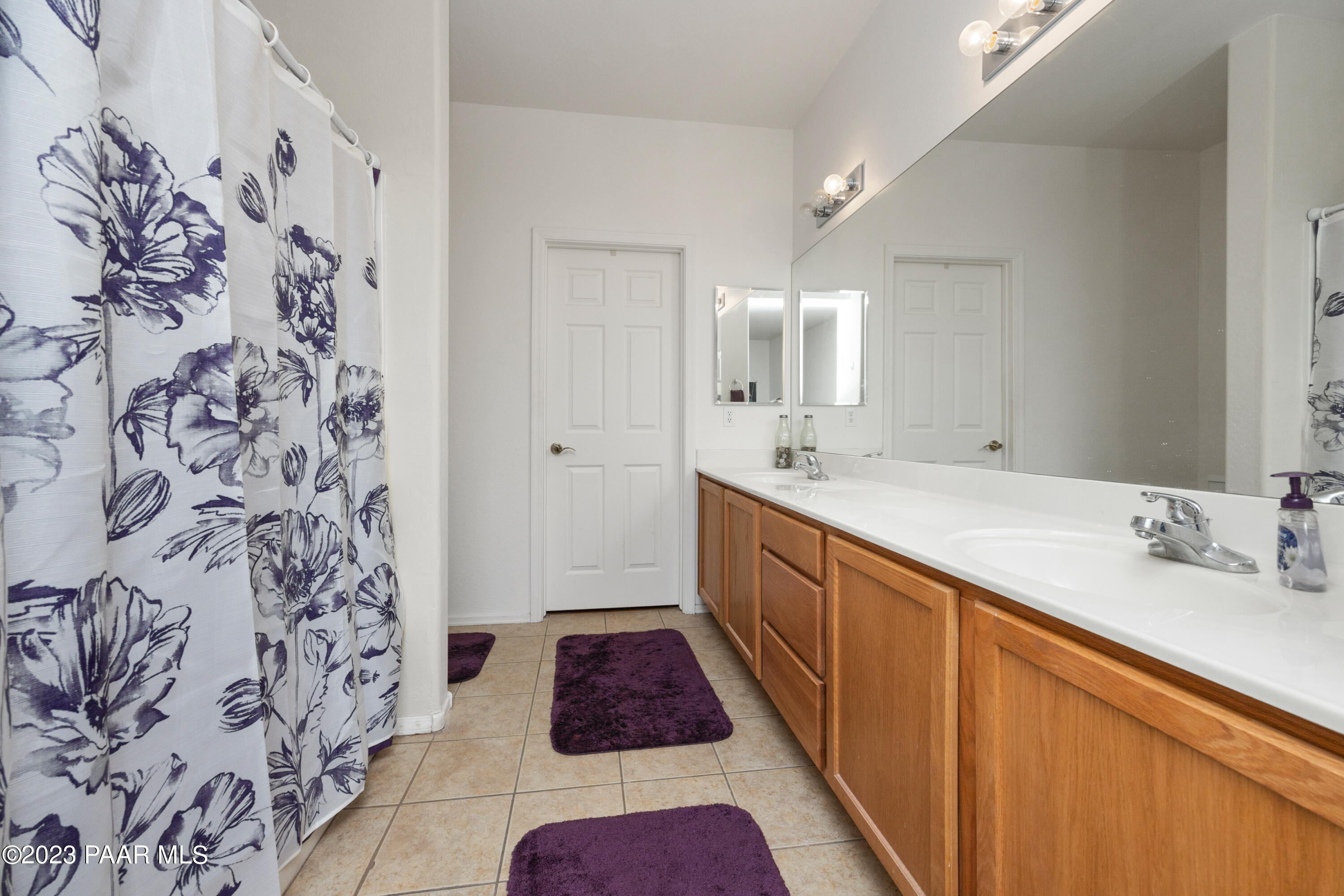 525 N Cortina Street