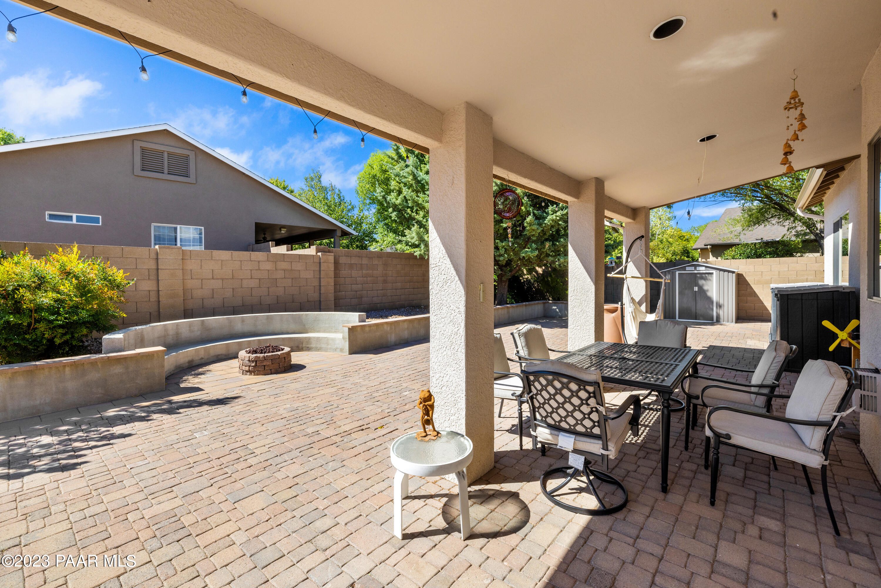 7880 N Rambling Lane