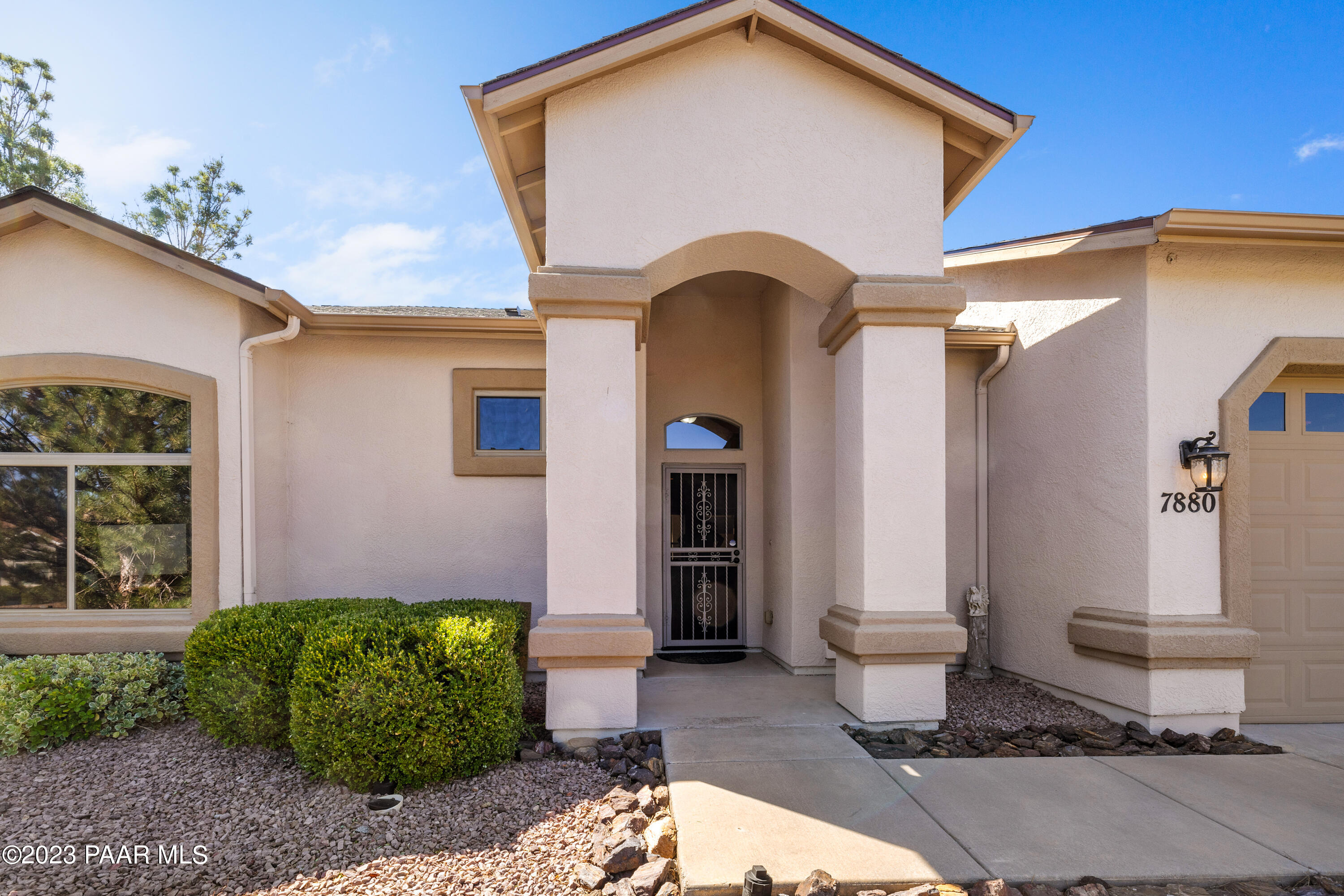 7880 N Rambling Lane