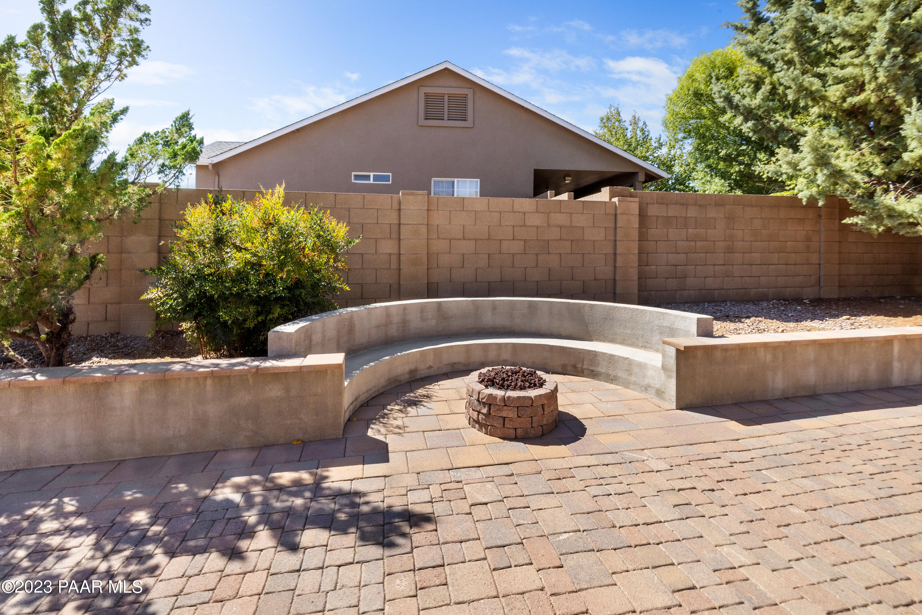 7880 N Rambling Lane