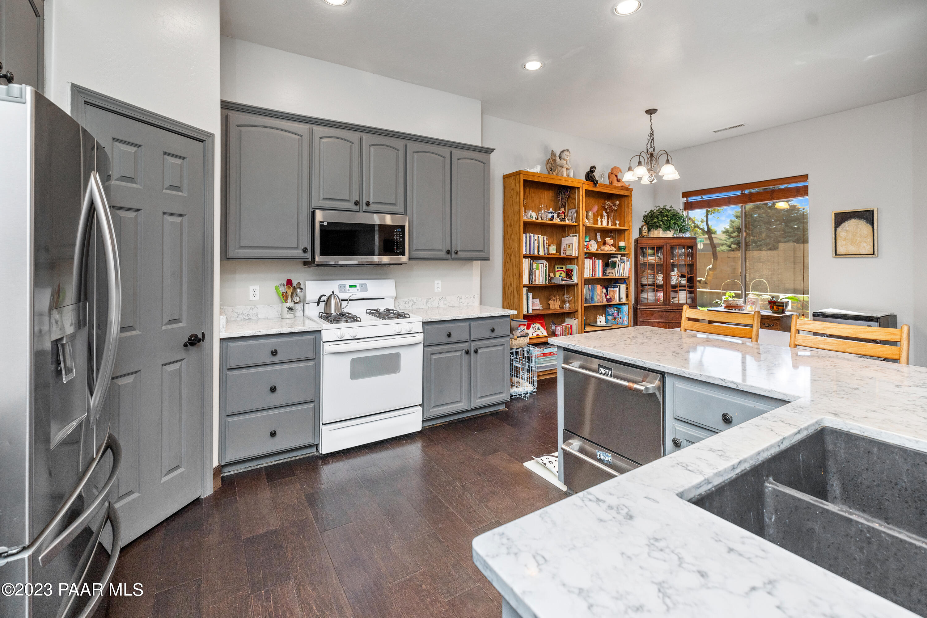 7880 N Rambling Lane