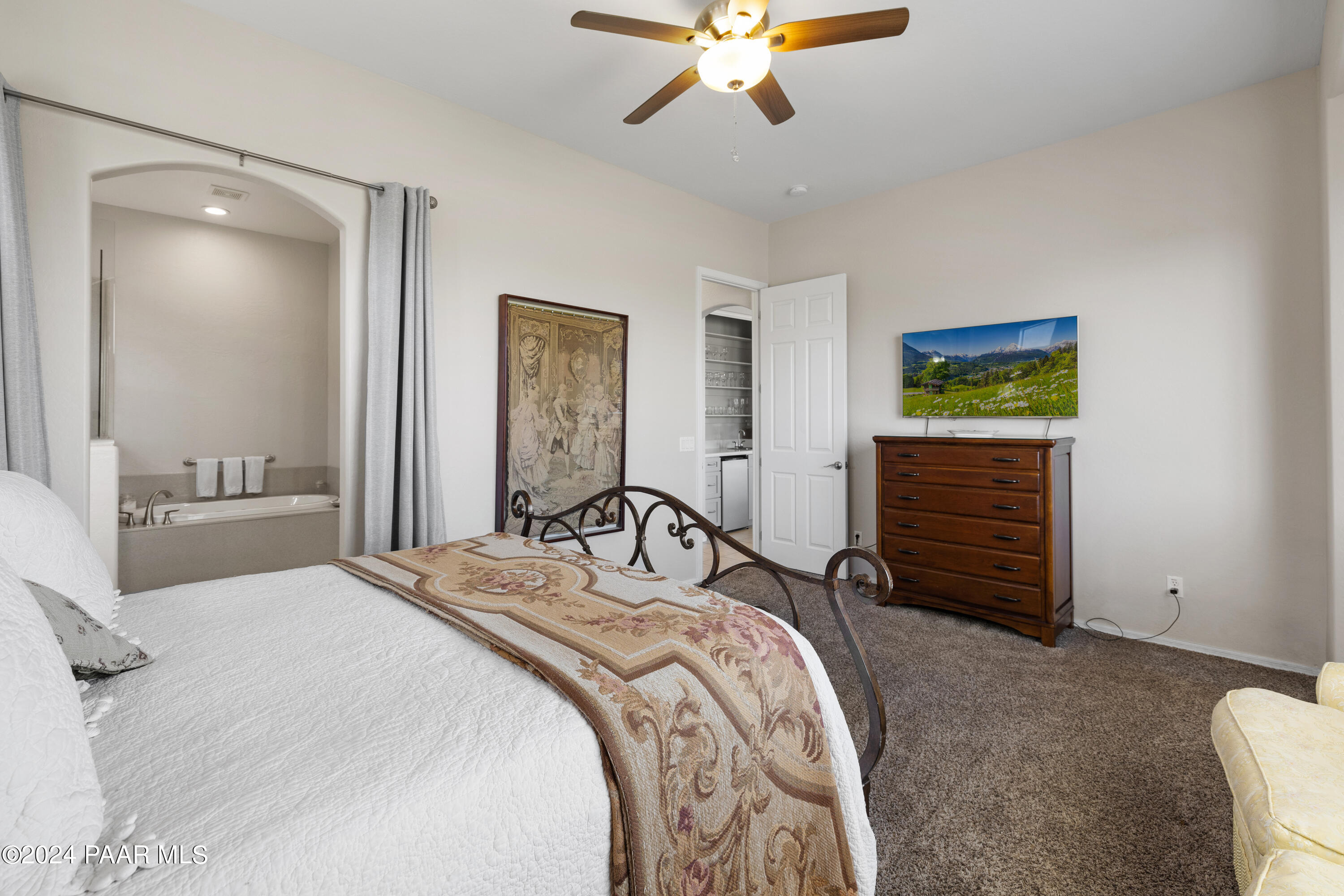 4860 N Edgemont Road