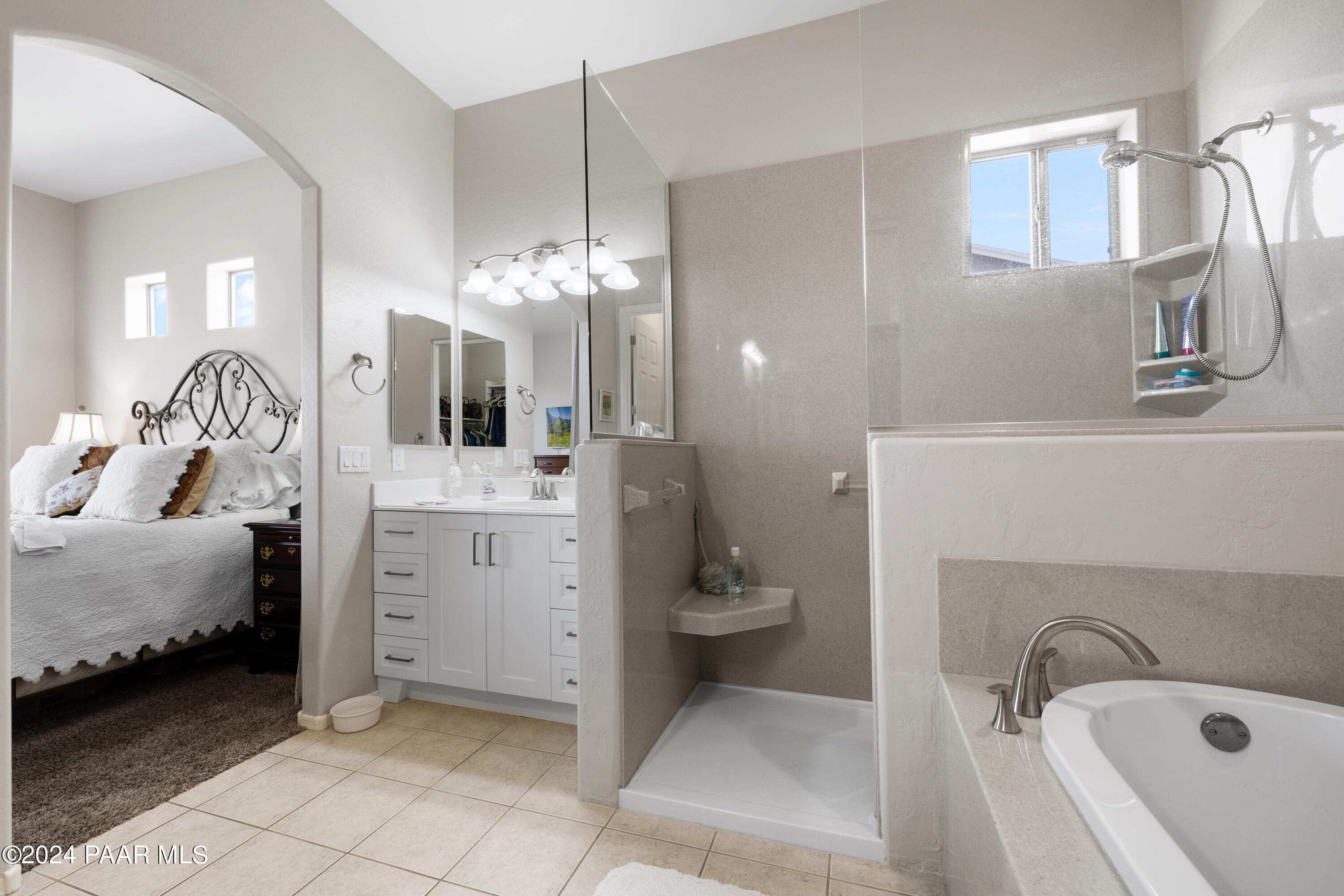 4860 N Edgemont Road