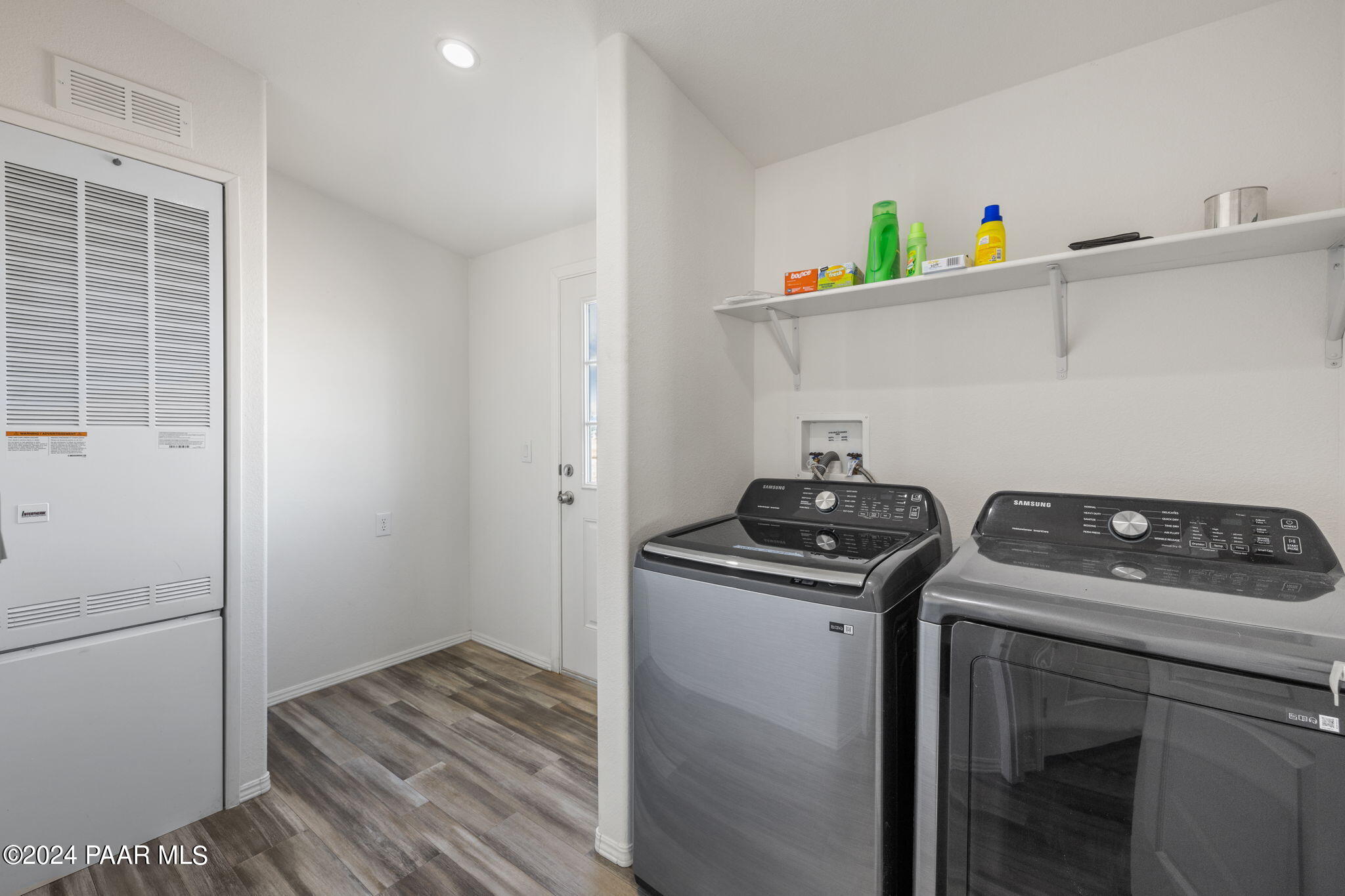 1055 W Hollow Point Trail