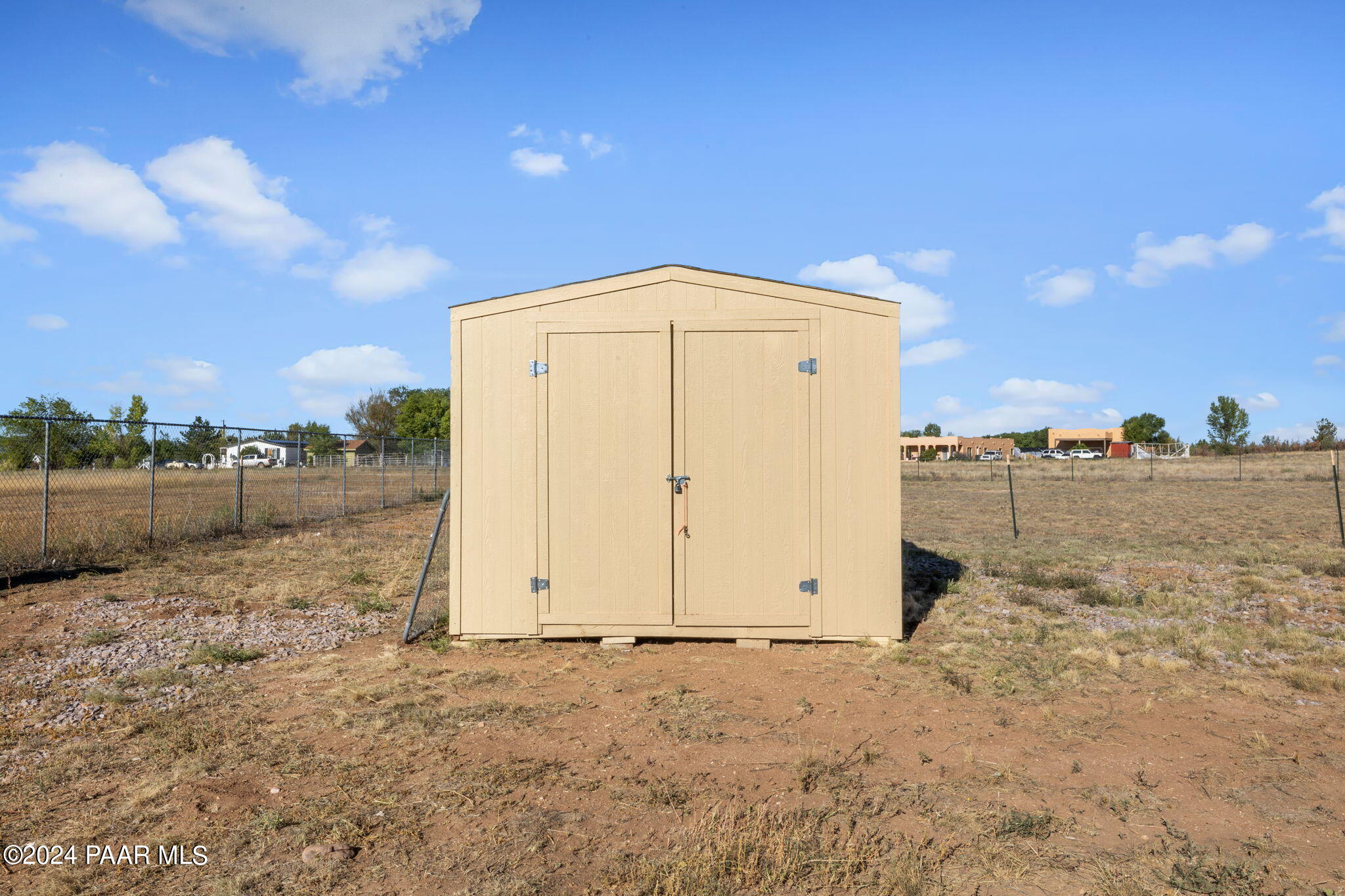 1055 W Hollow Point Trail