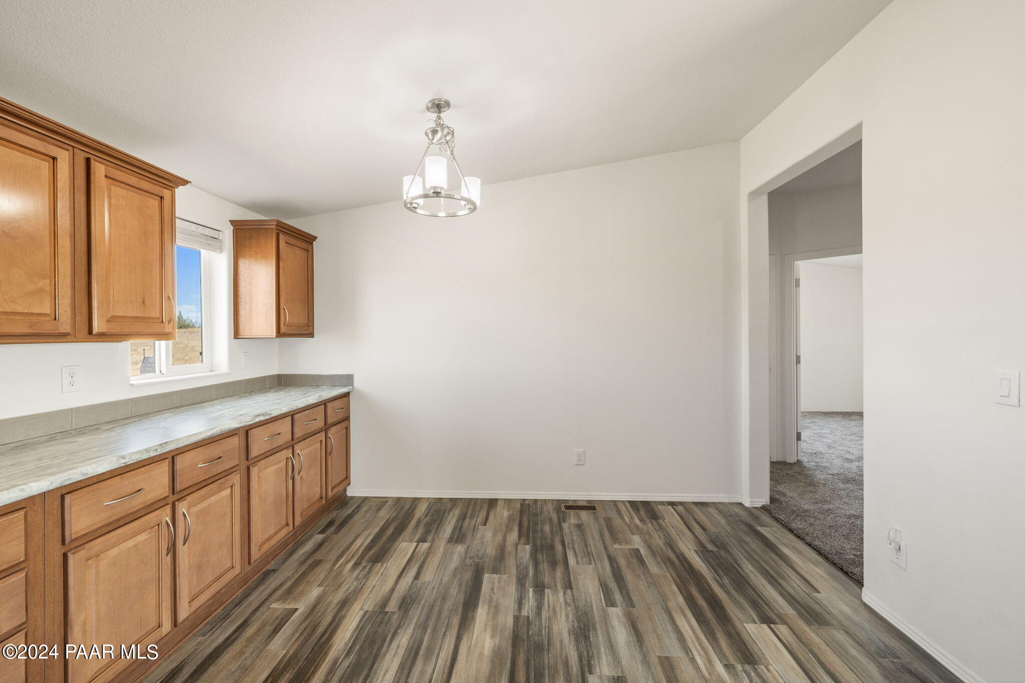 1055 W Hollow Point Trail