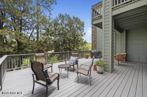 721 Crosscreek Drive