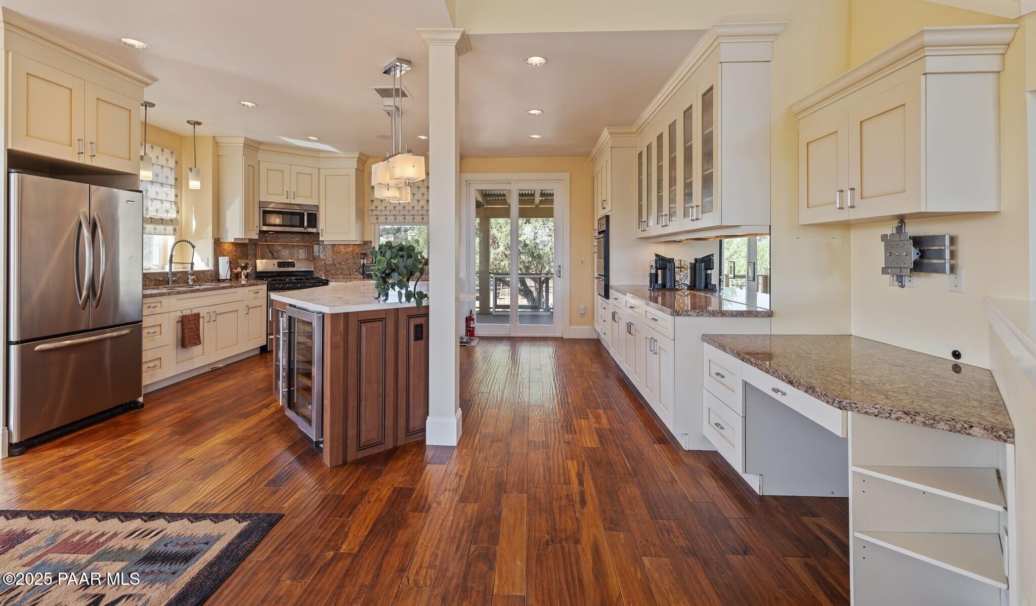 5750 N Bailey Avenue