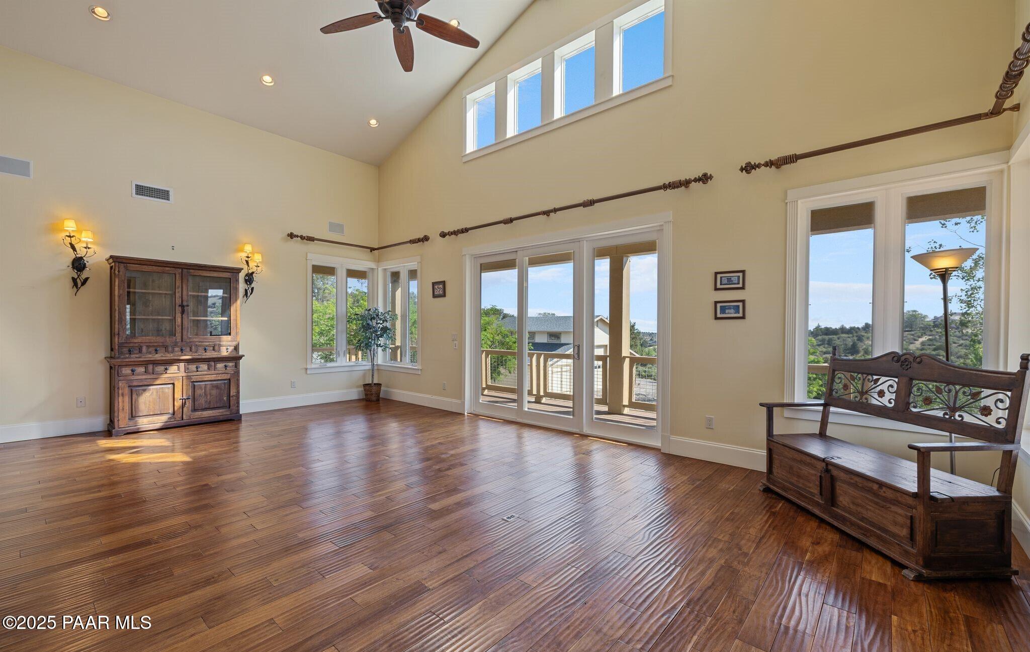 5750 N Bailey Avenue