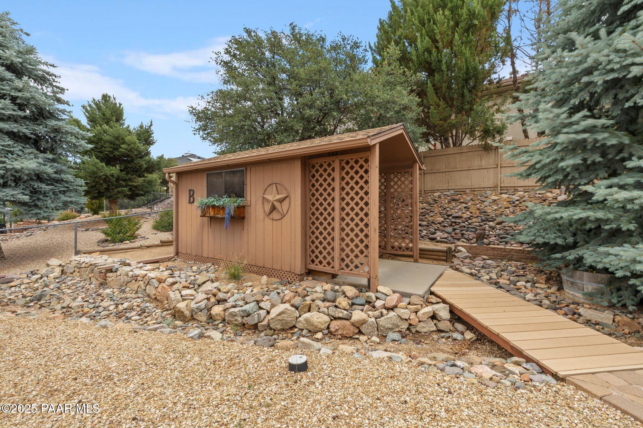 625 N Zuni Trail