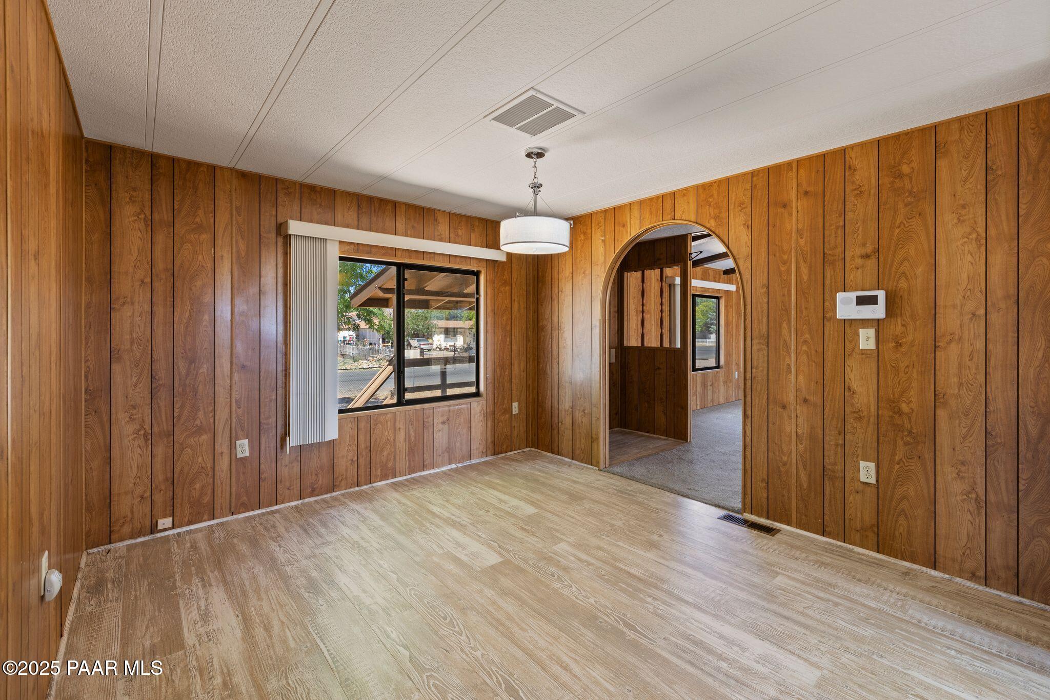 6131 N Cattletrack Road