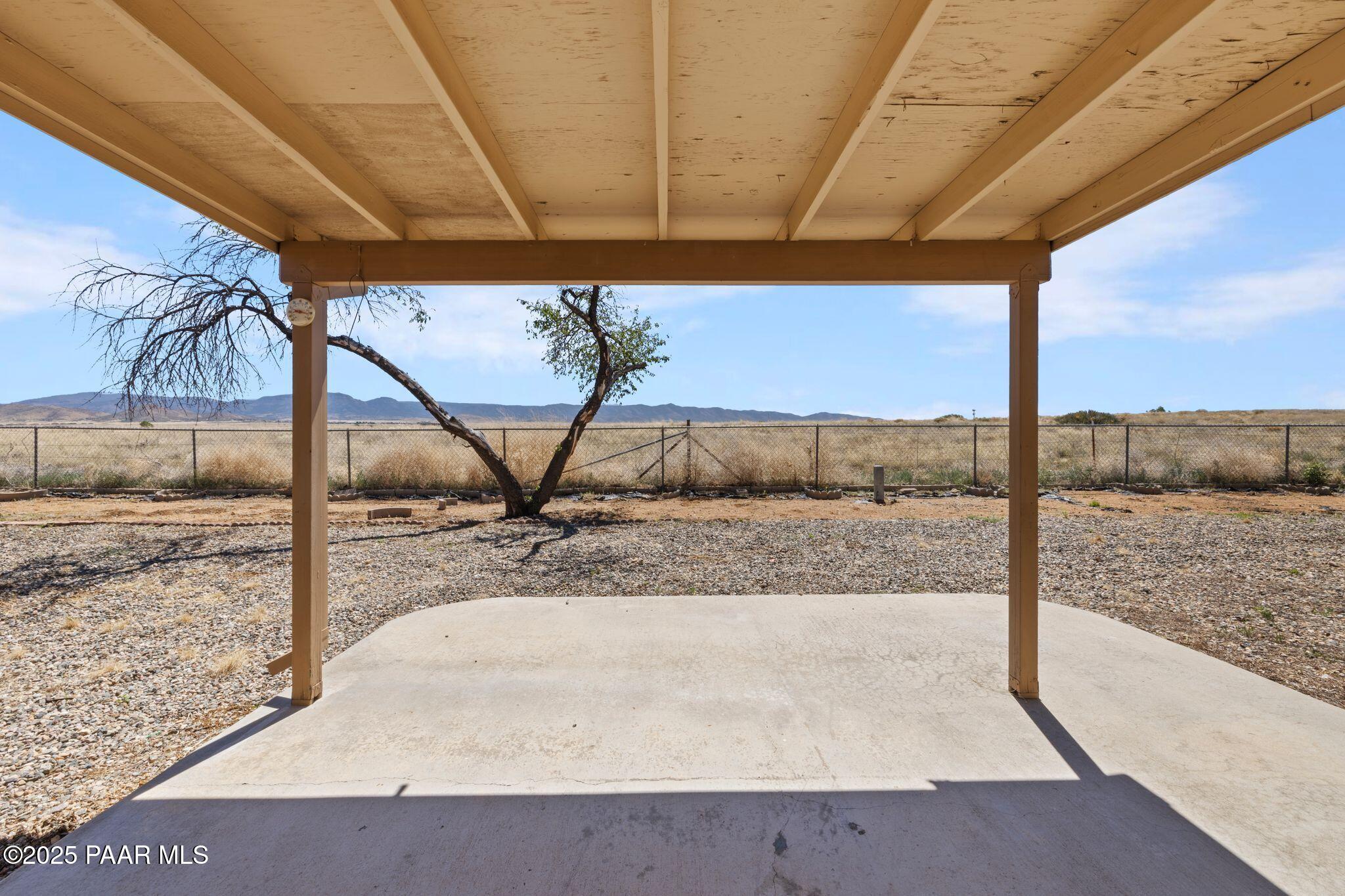 6131 N Cattletrack Road