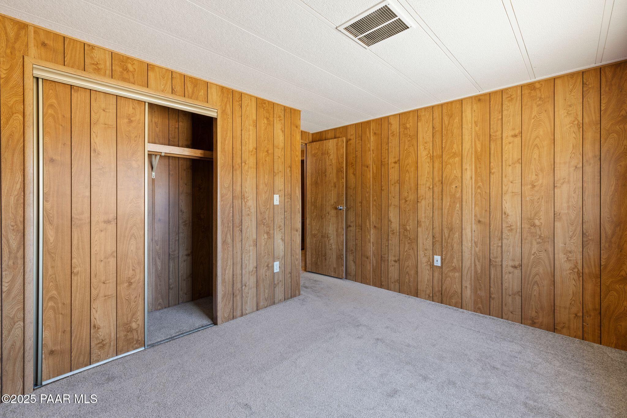 6131 N Cattletrack Road